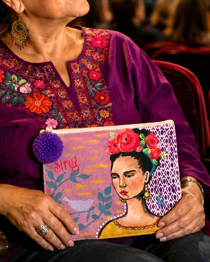 Zippered Tote (medium) - Laura Ledesma